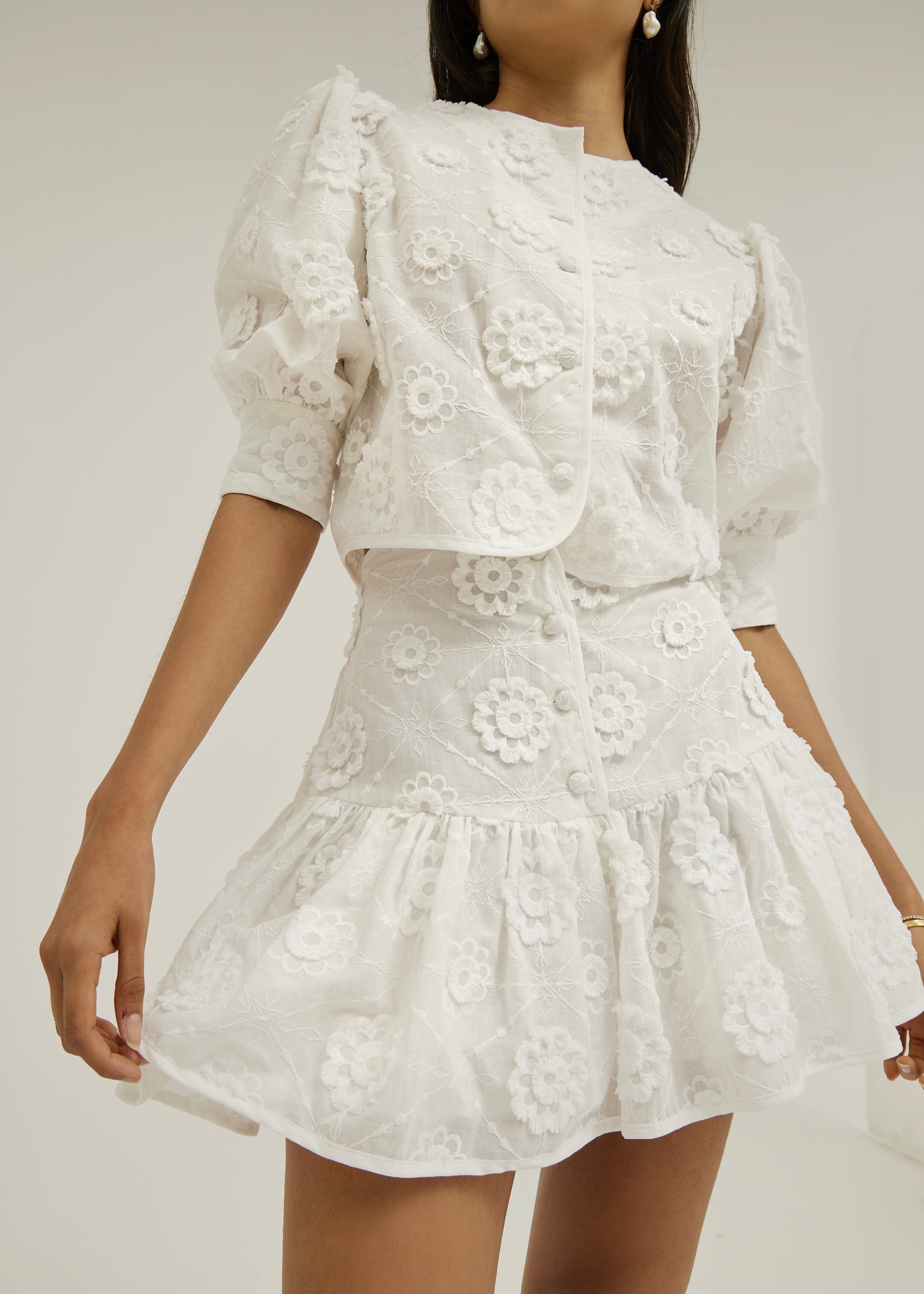 Laney 3D Floral Appliqué Skort | Island White