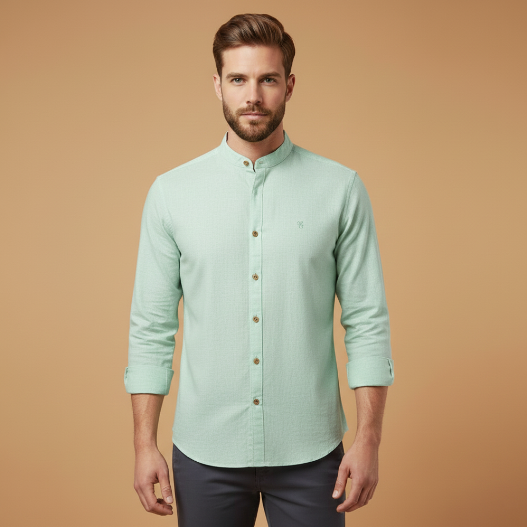 Men’s shirt with stand collar and button closure