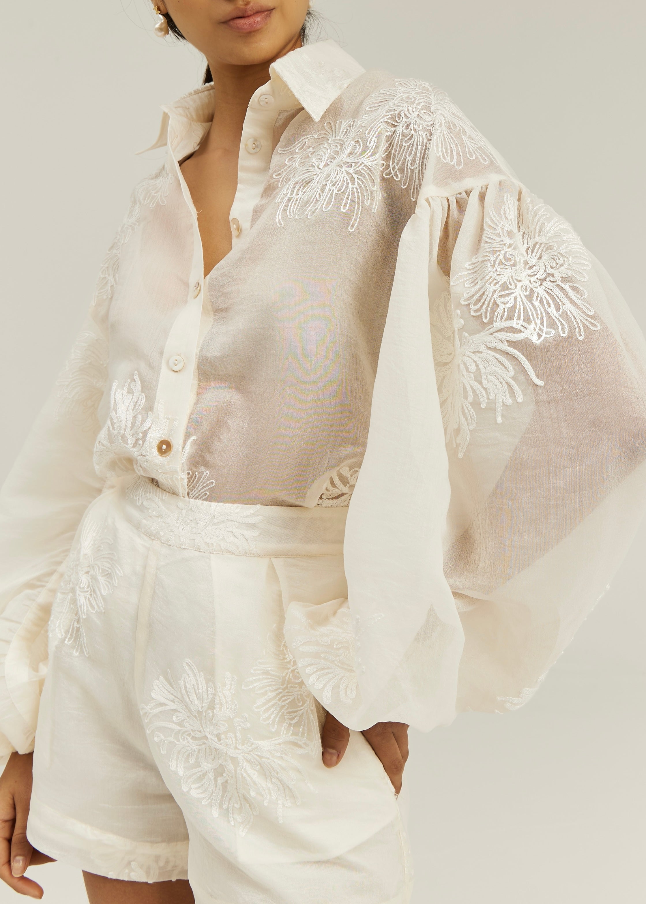 Sophia Embroidered Shorts | Vanilla