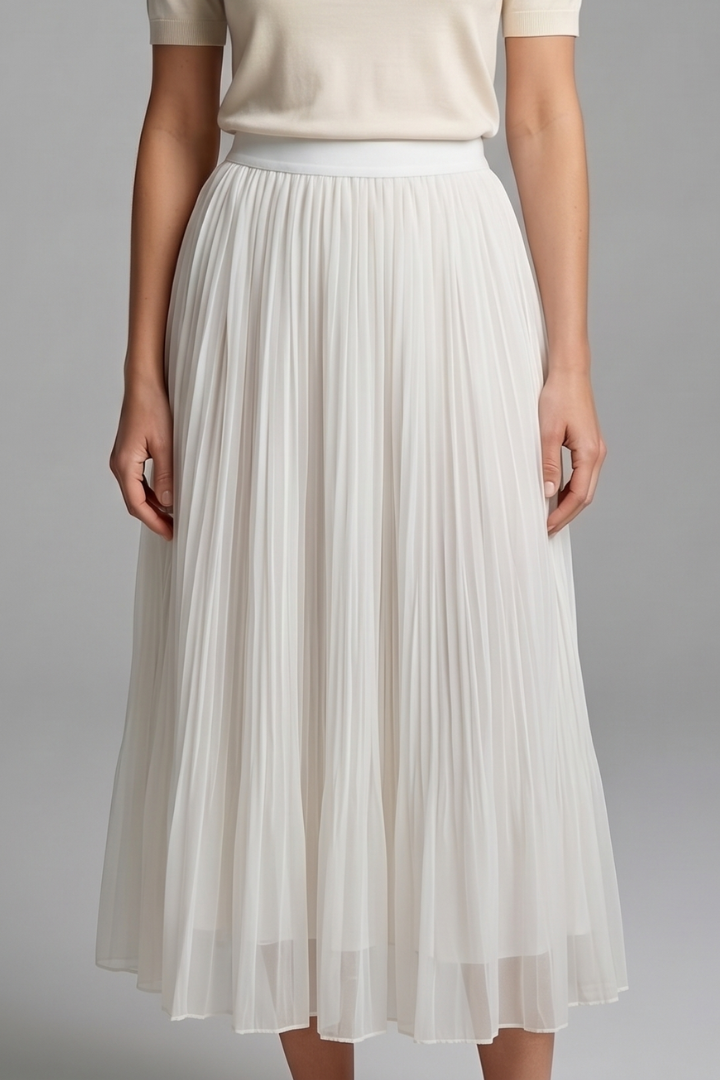Women's Maxi Skirt with Elastic Waistband and Pleated Surface