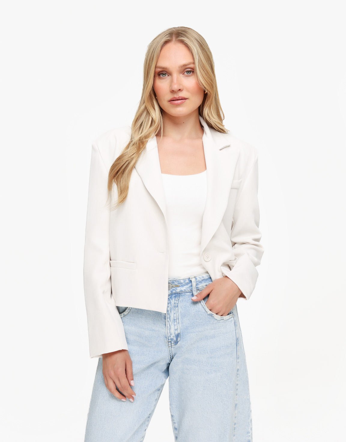 Korte getailleerde blazer voor dames